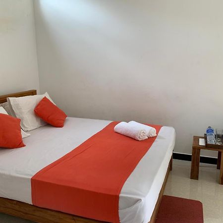 Cassia Udawalawe Hotel Quarto foto