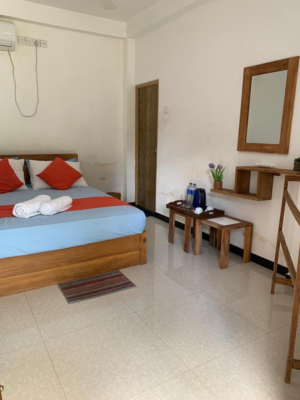 Cassia Udawalawe Hotel Quarto foto