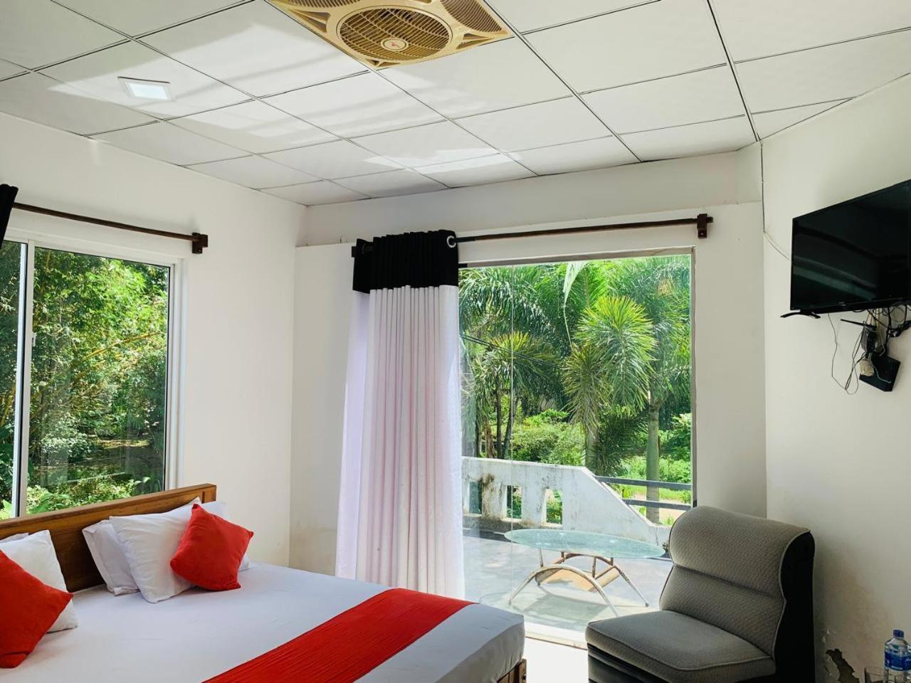 Cassia Udawalawe Hotel Quarto foto