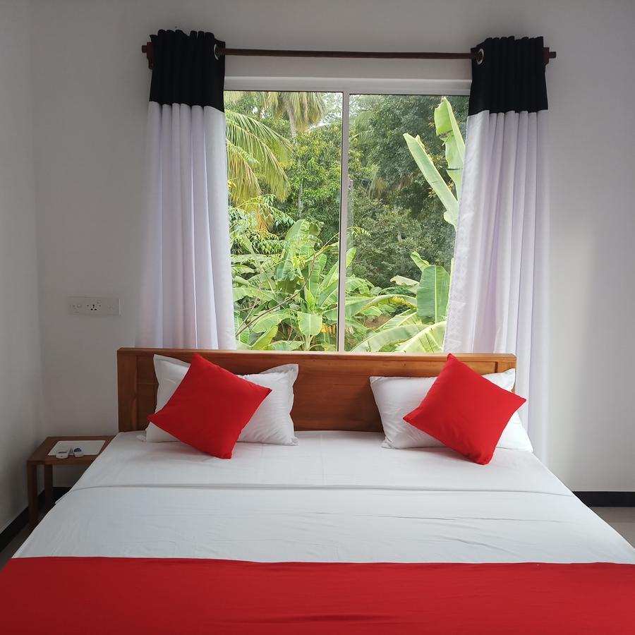 Cassia Udawalawe Hotel Exterior foto