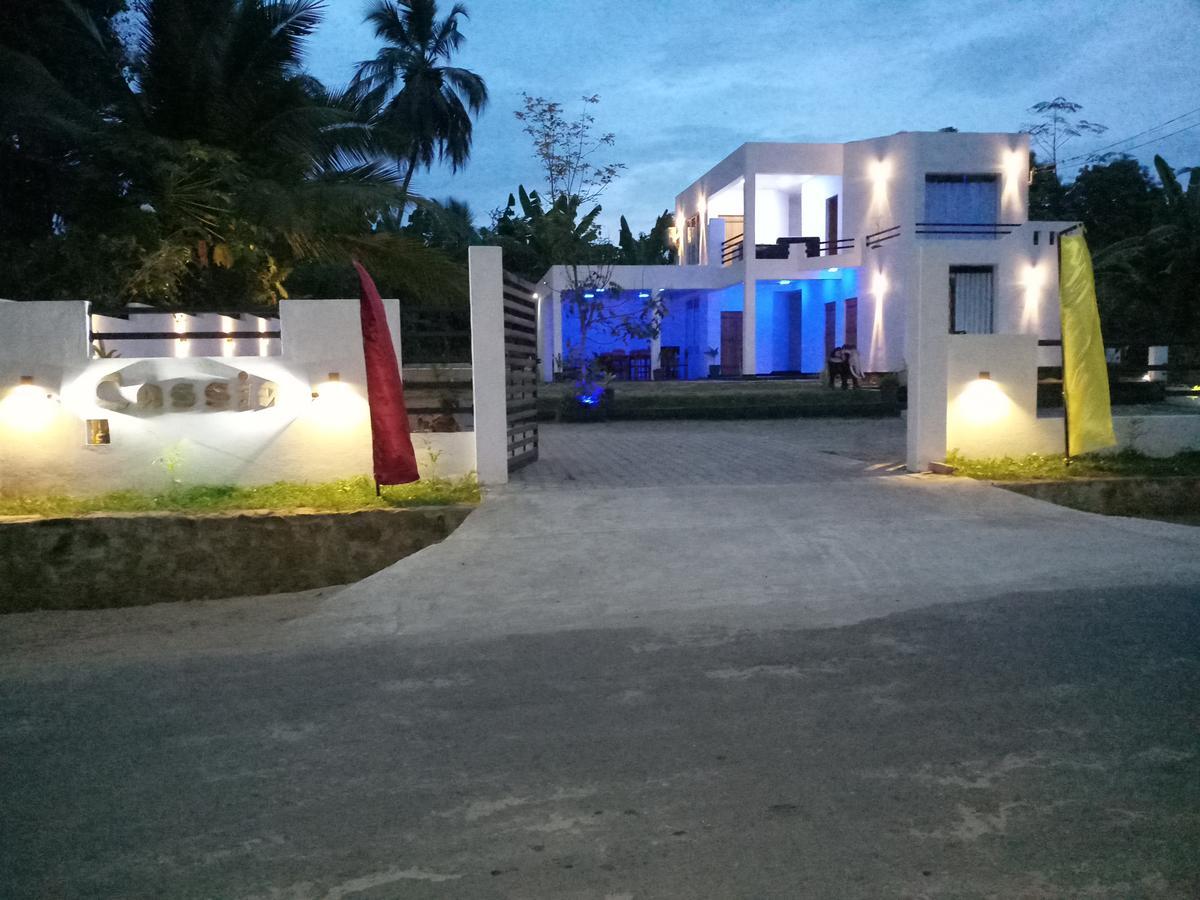 Cassia Udawalawe Hotel Exterior foto